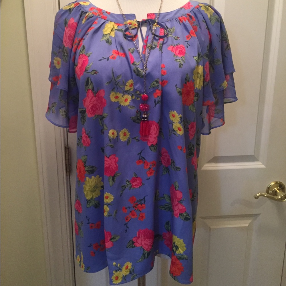 Ann Taylor flutter sleeve lilac print top